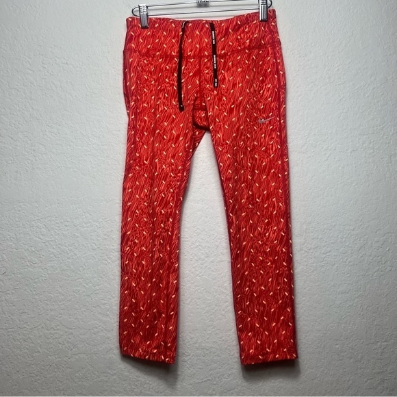 Nike Dri-Fit Lux Capri Crop Leggings Orange - Picture 1 of 7